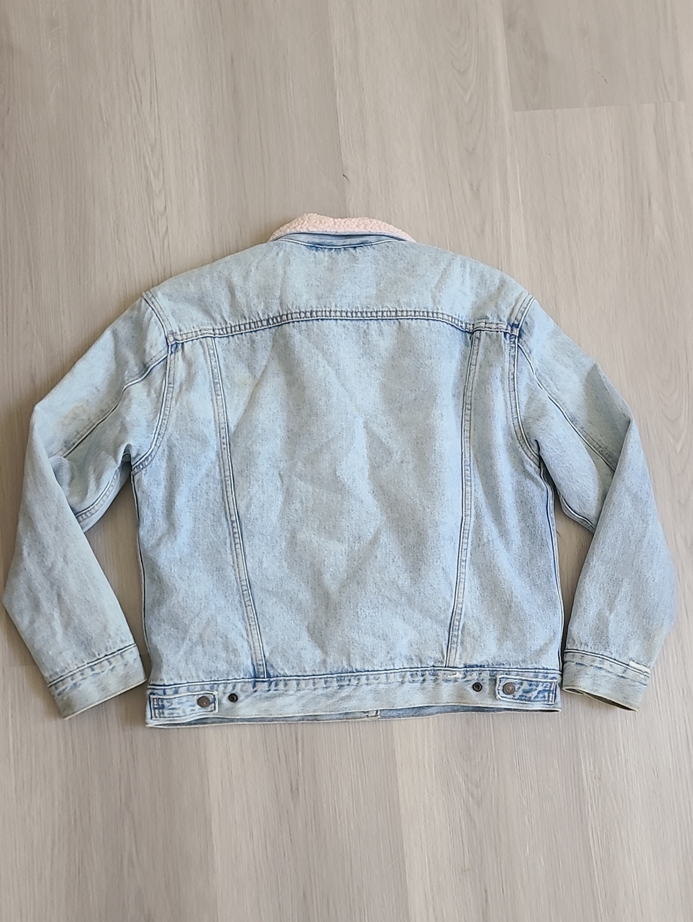 Levi's Light Wash Blue Denim Sherpa Jacket Pink Shearling Large Women's Winter - Picture 8 of 9
